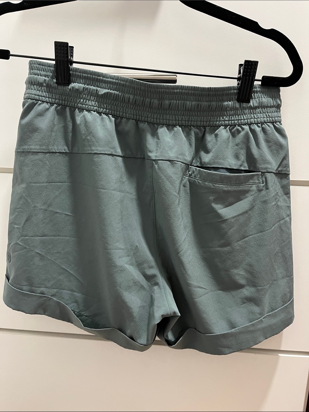 LuluLemon Light Sage Green Drawstring athletic Shorts with pockets - Picture 2 of 3